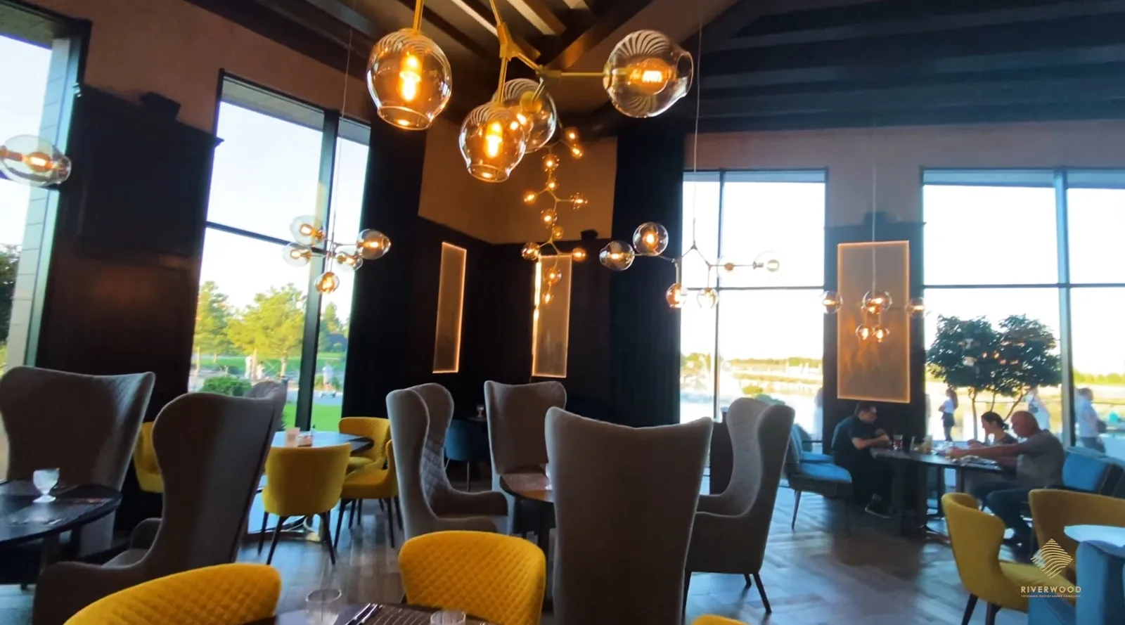 Фото 3: Новий рік 2027 «Гарно так» з концертом CHEEV — RIVERWOOD Relax Park Restaurant, Moshny village, Savchenko St, Мошни