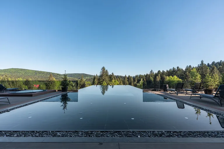 Photo 3: Apartel Skhidnytsya Wellness Resort Skhidnytsia