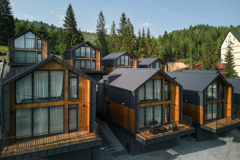 Fomich Residence Guesthouses — 4-star hotel Polianytsia