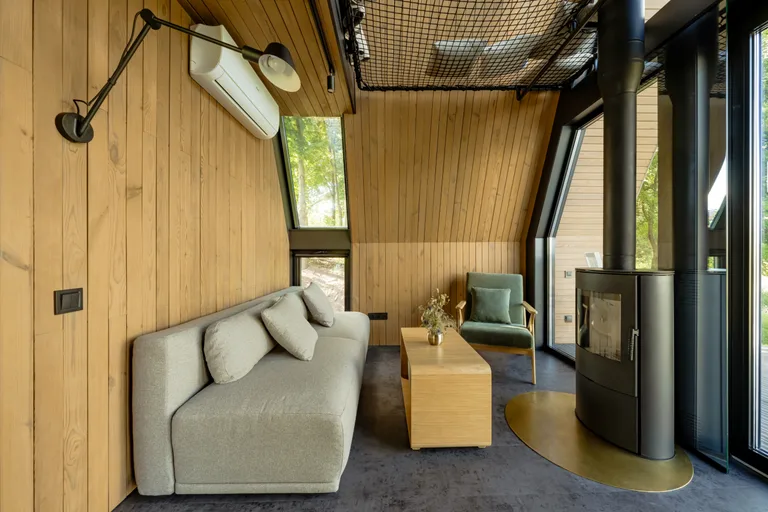 Гестхаус A-FRAME — Seven Lakes (фото 1)