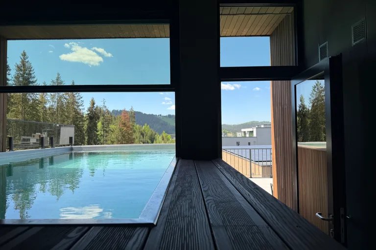 Photo 2: Velvet Chalet Polianytsia